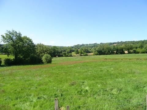 maison sourdeval - au calme